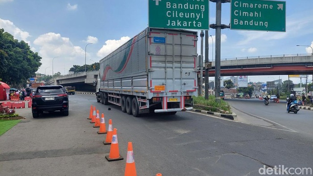 Menhub Dudy: Pembatasan Truk Sumbu 3 Efektif, Lebaran Akan Lebih Ketat Menhub Dudy: Pembatasan Truk Sumbu 3 Efektif, Lebaran Akan Lebih Ketat
