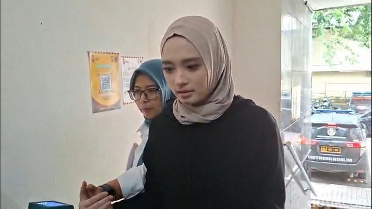 Inara Rusli Ajukan Restorative Justice Kasus Dugaan Zina, Polisi Tunggu Surat Damai