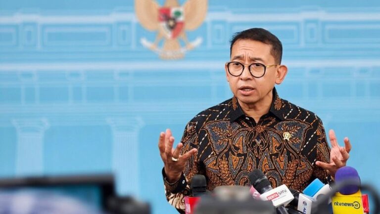Fadli Zon Bantah Prabowo Ingin Hidupkan Militerisme: Strong Leadership Bukan Diktator