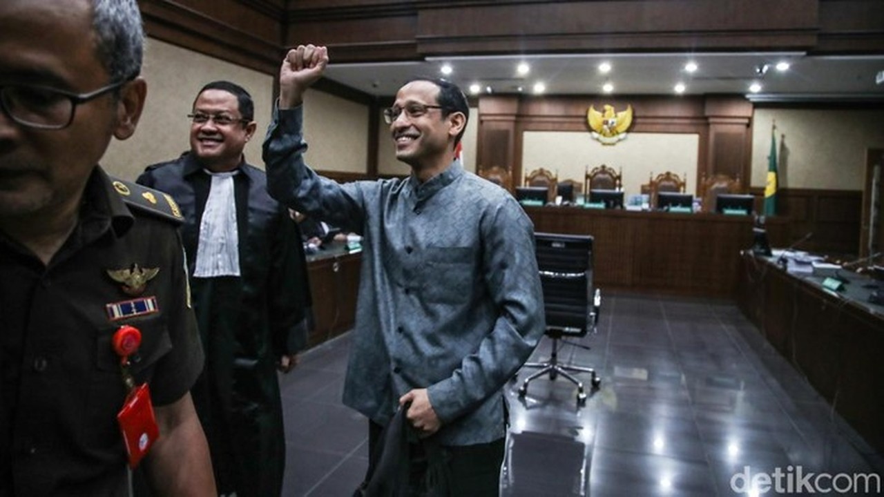 KUHAP Baru: Apa Saja Perbedaan yang Disebut Menguntungkan Terdakwa dalam Sidang Nadiem Makarim? KUHAP Baru: Apa Saja Perbedaan yang Disebut Menguntungkan Terdakwa dalam Sidang Nadiem Makarim?