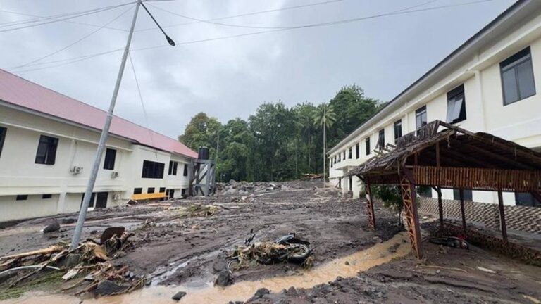 Banjir Bandang Sitaro Tewaskan 16 Warga, Ratusan Rumah Rusak Berat