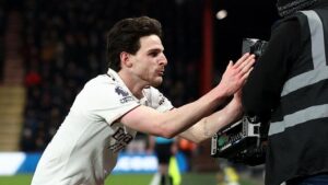 Declan Rice Lampiasan Amarah, Dua Golnya Bawa Arsenal Jauhi Manchester City