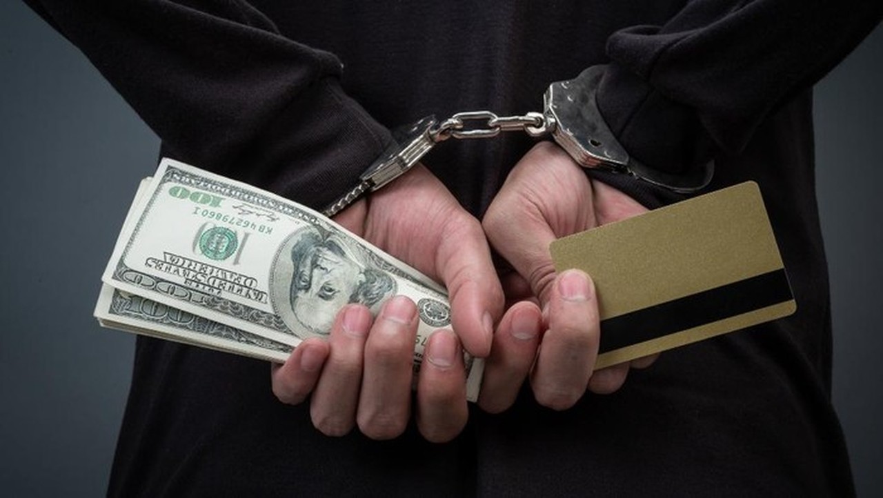 Peras Pengusaha Bogor Ratusan Juta, 6 Oknum Wartawan Gadungan Polisi Dikepung Warga