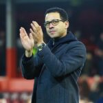 Liam Rosenior Ambil Alih Chelsea: Taktik Umpan Pendek, Tiga Bek, dan Tekanan Tinggi