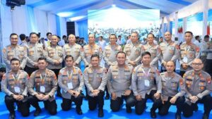 Prabowo Beri Penghargaan ke Wakapolri, Kabareskrim, dan Tokoh Lain atas Kontribusi Swasembada Pangan 2025