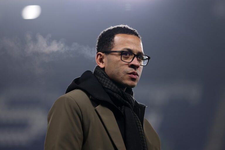 Chelsea Pertaruhkan Nasib di Tangan Liam Rosenior Pasca Pecat Enzo Maresca Chelsea Pertaruhkan Nasib di Tangan Liam Rosenior Pasca Pecat Enzo Maresca