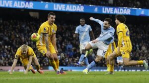 Klasemen Liga Inggris: City Tertahan, MU & Chelsea Merosot Akibat Hasil Seri