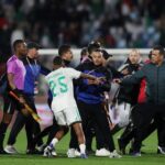 Timnas Aljazair Protes Keras Wasit Hingga ke Lorong Stadion Usai Kalah dari Nigeria