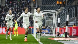 Borussia Mönchengladbach Pesta Gol 4-0 atas Augsburg, Kevin Diks Sumbang Satu Gol