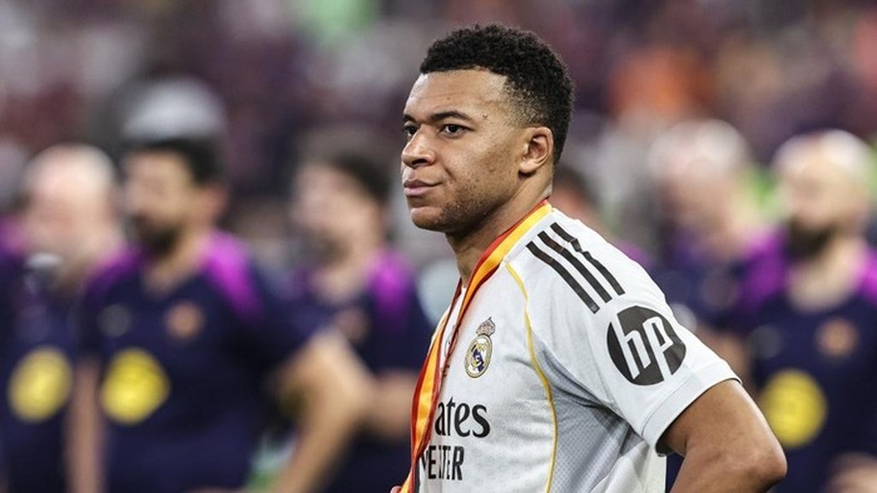 Joan Laporta Kecam Kylian Mbappe, Sindir Real Madrid Usai Barcelona Juara Piala Super Spanyol