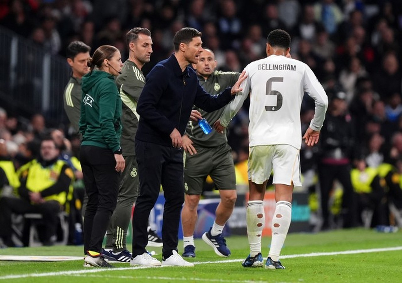 Tiga Pemain Senior Ini Ternyata Masih Dukung Xabi Alonso Sebelum Dipecat Real Madrid Tiga Pemain Senior Ini Ternyata Masih Dukung Xabi Alonso Sebelum Dipecat Real Madrid