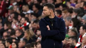 Xabi Alonso Diperingatkan: Jangan Terburu-buru Terima Tawaran Manchester United