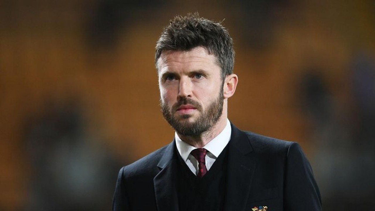 Michael Carrick Langsung Hadapi Jadwal Neraka di Manchester United Michael Carrick Langsung Hadapi Jadwal Neraka di Manchester United